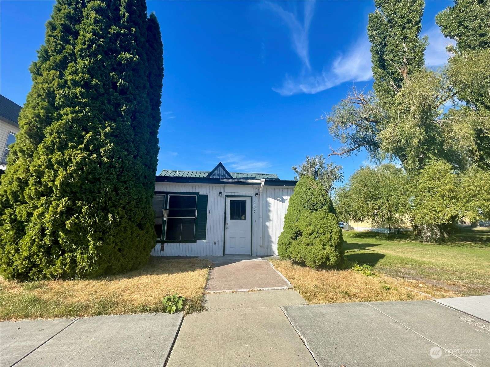 Coulee City, WA 99115,206 E Main ST