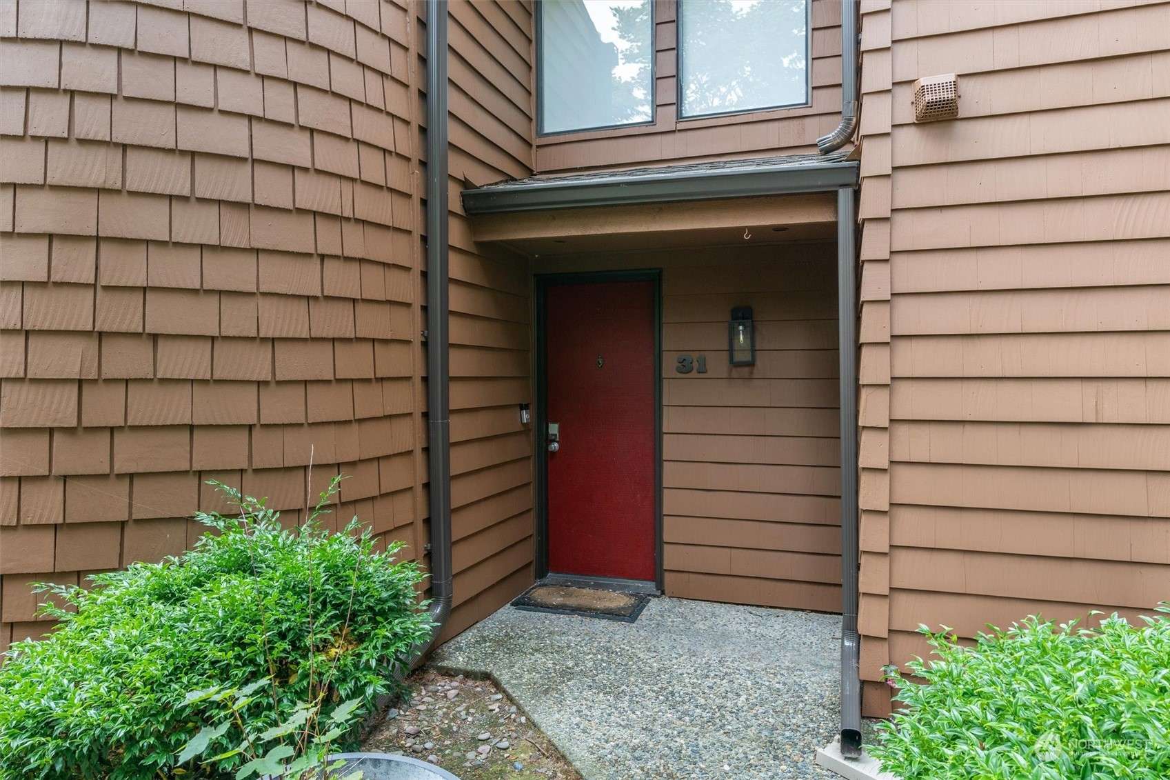 Kirkland, WA 98034,11504 NE 128th St #31