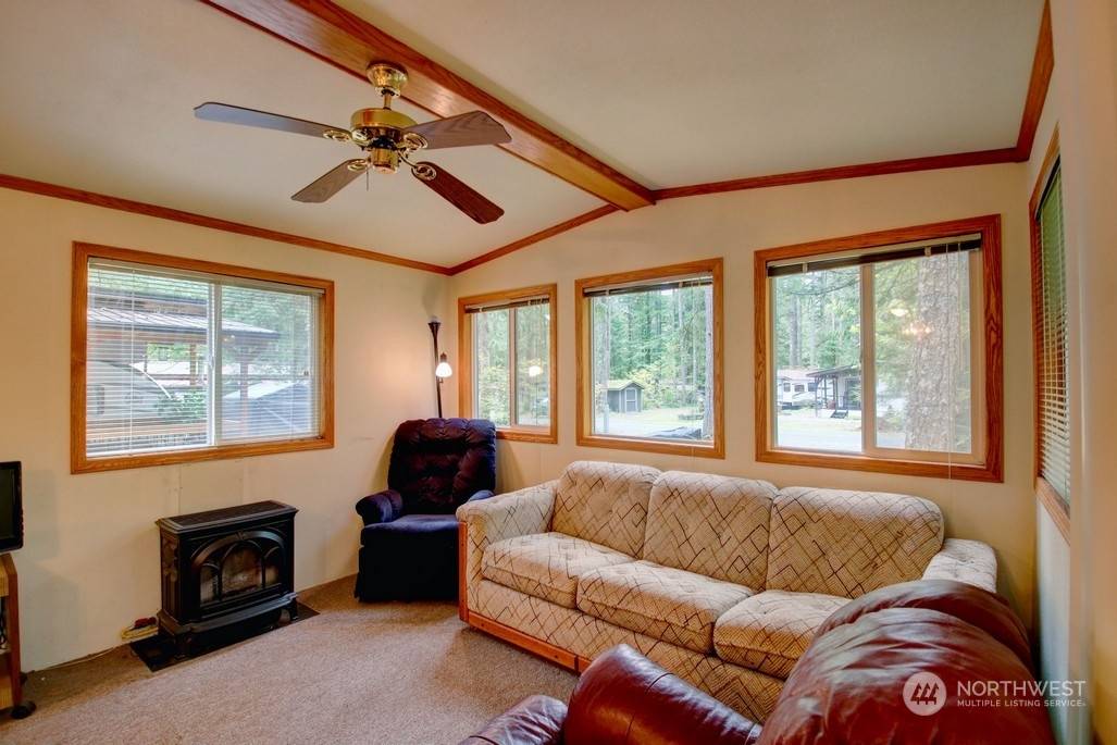 Deming, WA 98244,187 1 Fireside Lodge CIR