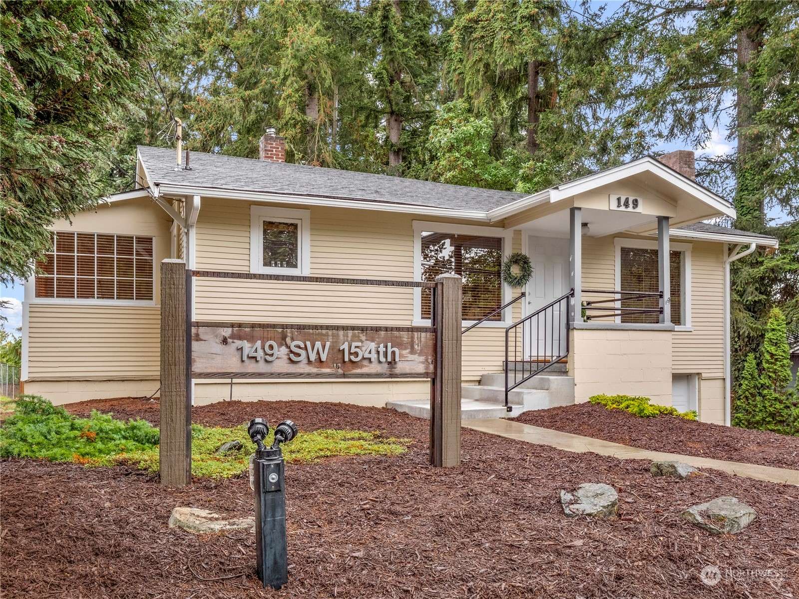 Burien, WA 98166,149 SW 154th ST