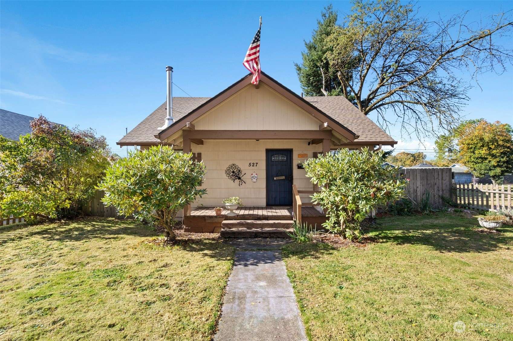 Longview, WA 98632,527 Oregon WAY