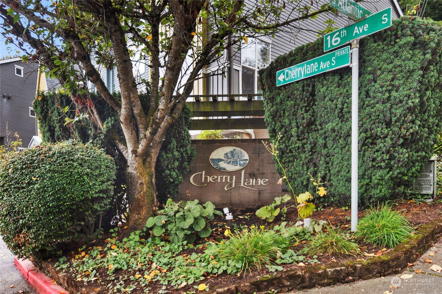 Seattle, WA 98144,1524 Cherrylane PL S