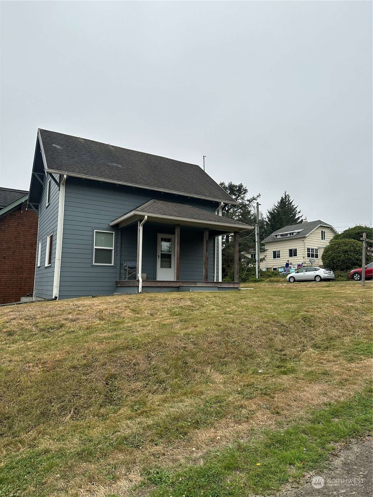 Ilwaco, WA 98624,215 Elizabeth Ave NE