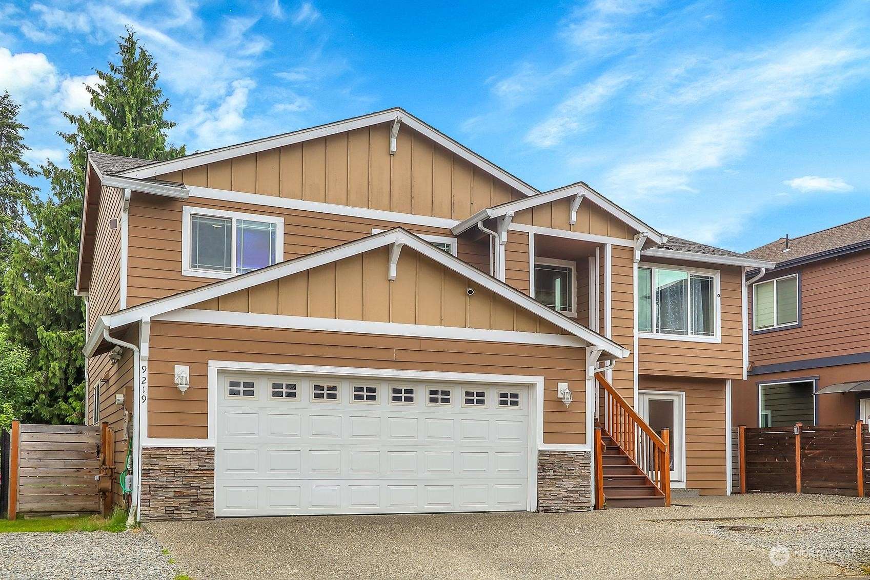 Seattle, WA 98108,9219 8th AVE S