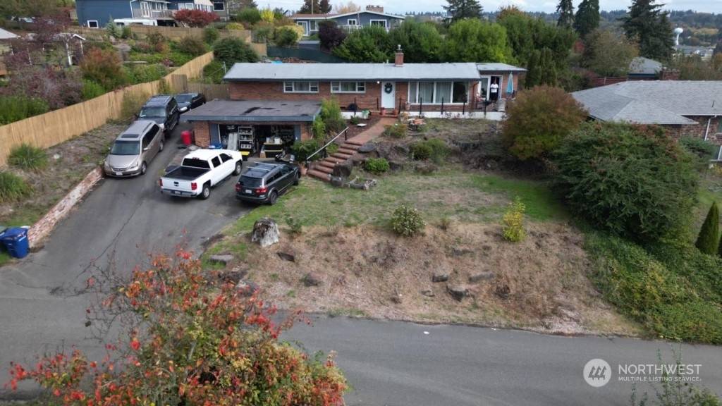 Des Moines, WA 98198,21314 1st PL S