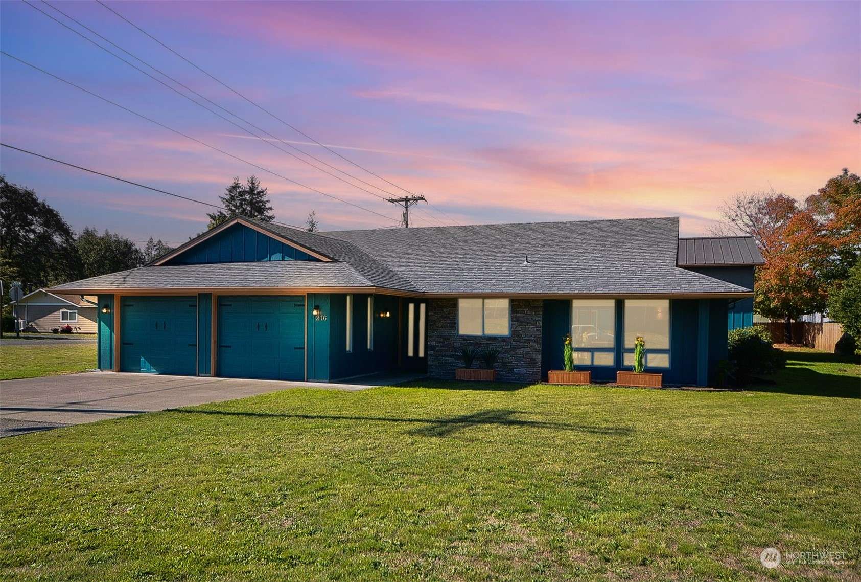 Oakville, WA 98568,216 S Park ST