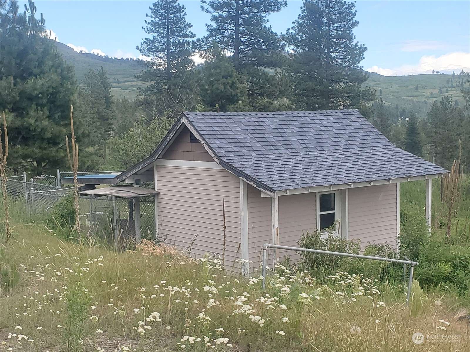 Okanogan, WA 98840,44 Alpine LN