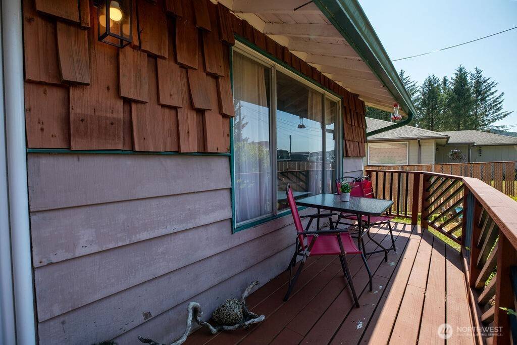 Clallam Bay, WA 98326,61 Salt Air ST