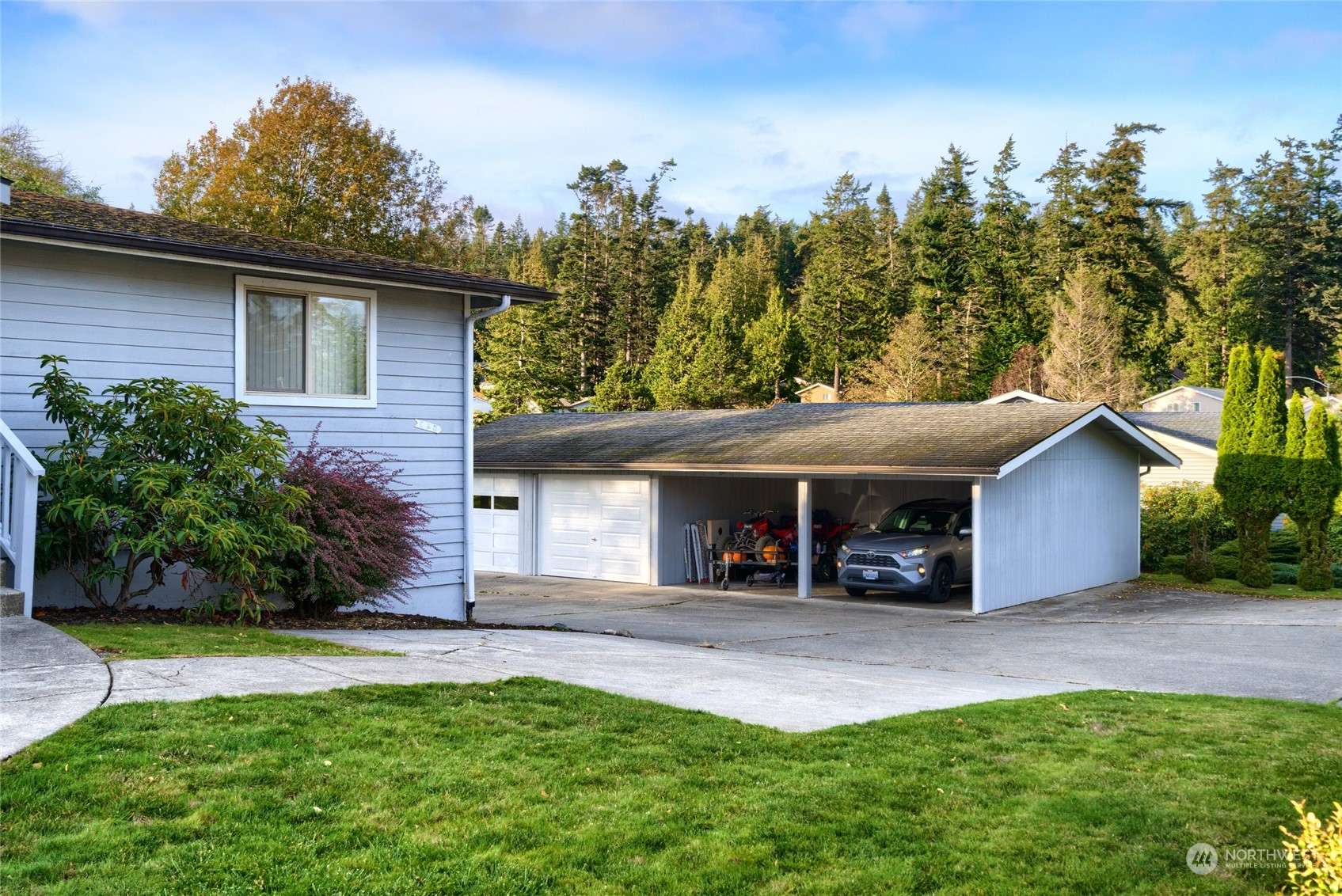 Anacortes, WA 98221,5907 Sands WAY