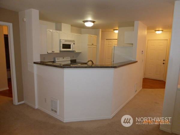 Issaquah, WA 98027,5000 NW Village Park DR #C220