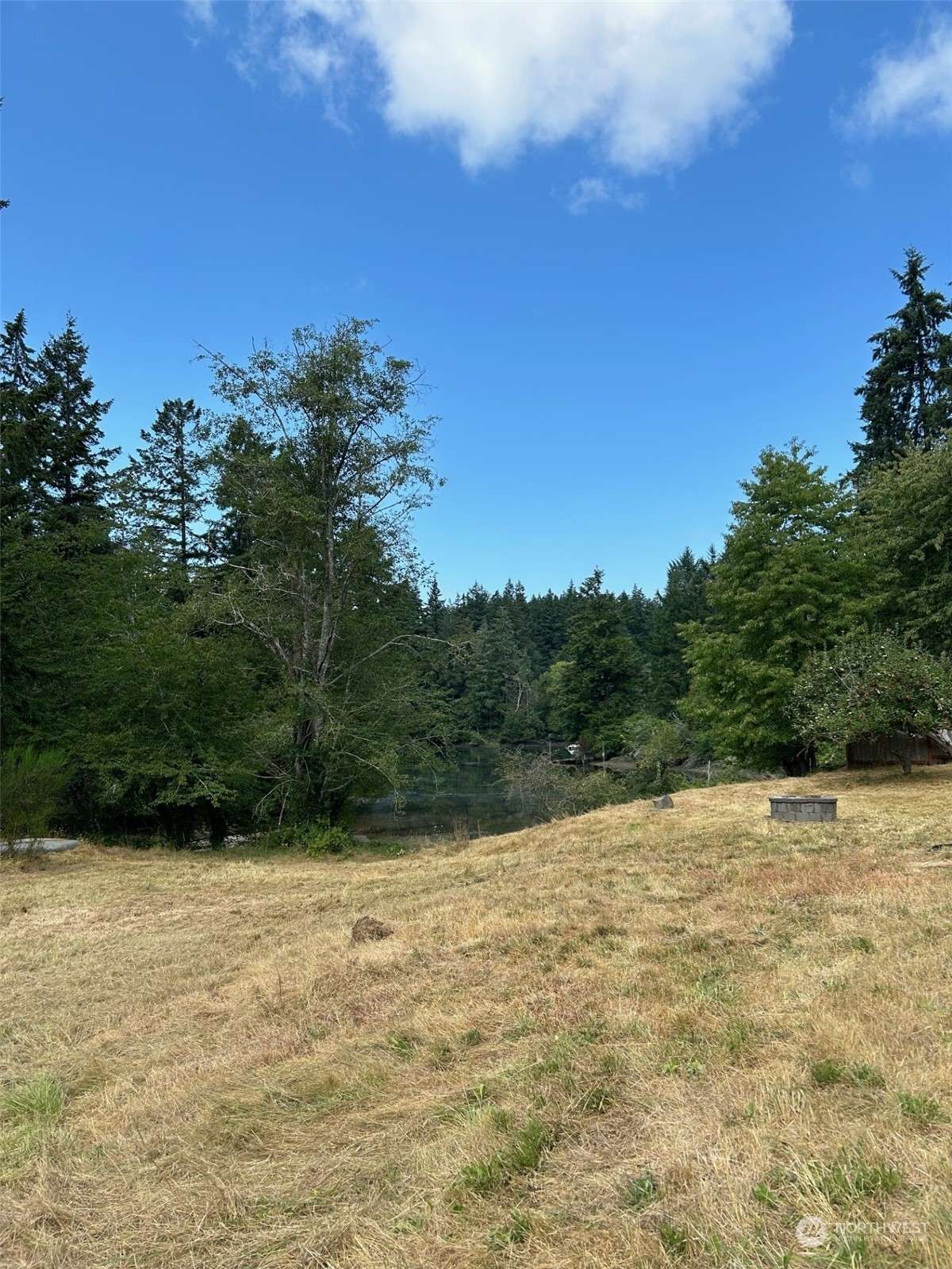 Bainbridge Island, WA 98110,9009 Miller RD NE