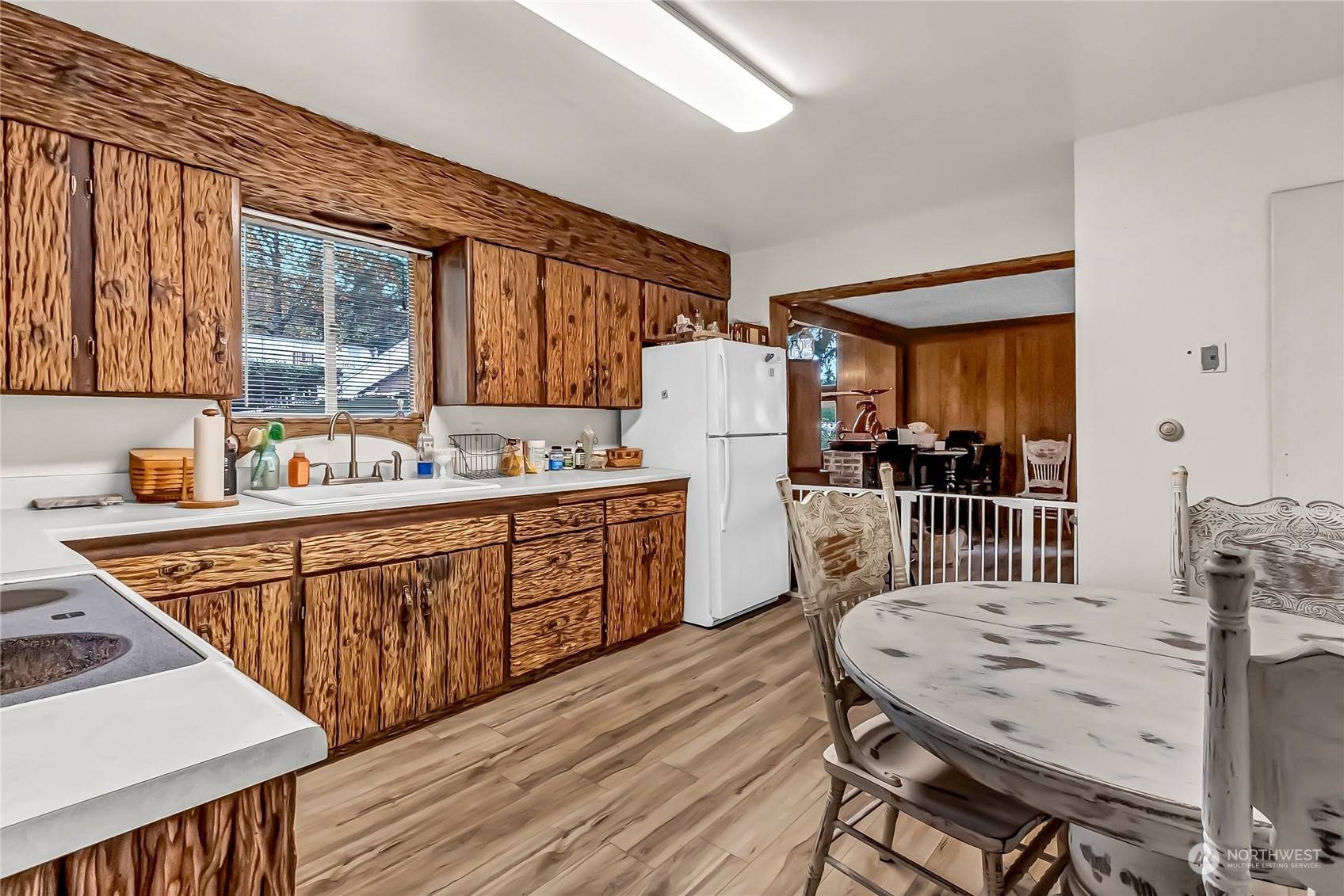 Puyallup, WA 98371,7118 96th ST E