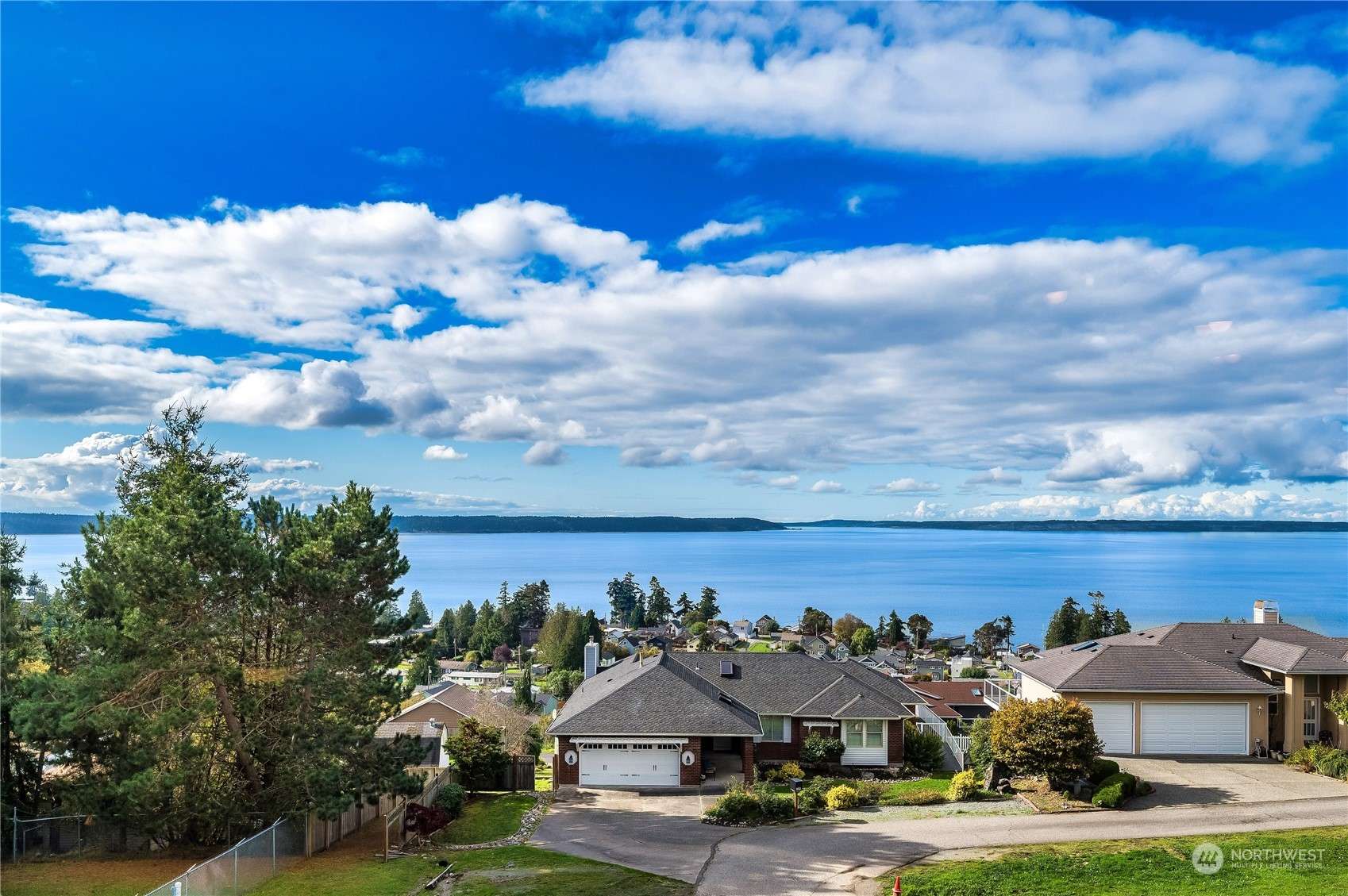 Camano Island, WA 98282,212 Grandview Ave