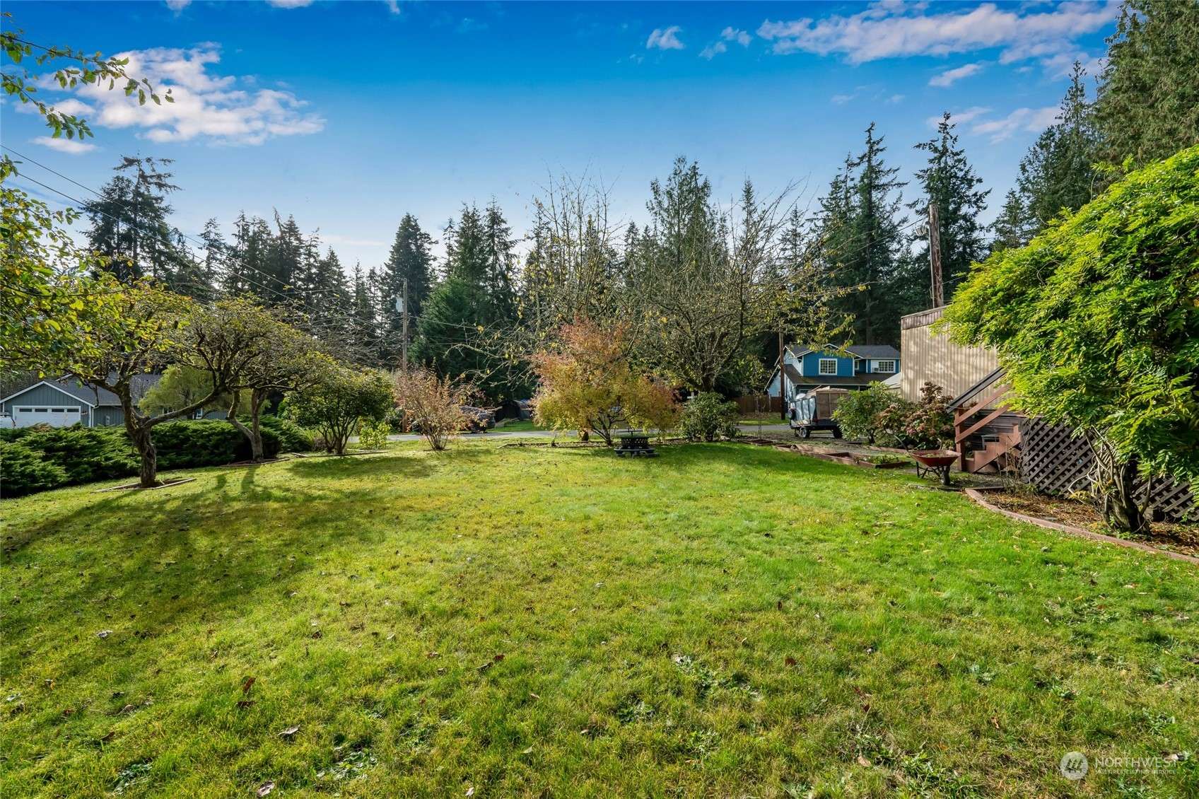 Camano Island, WA 98282,1716 Hemlock DR