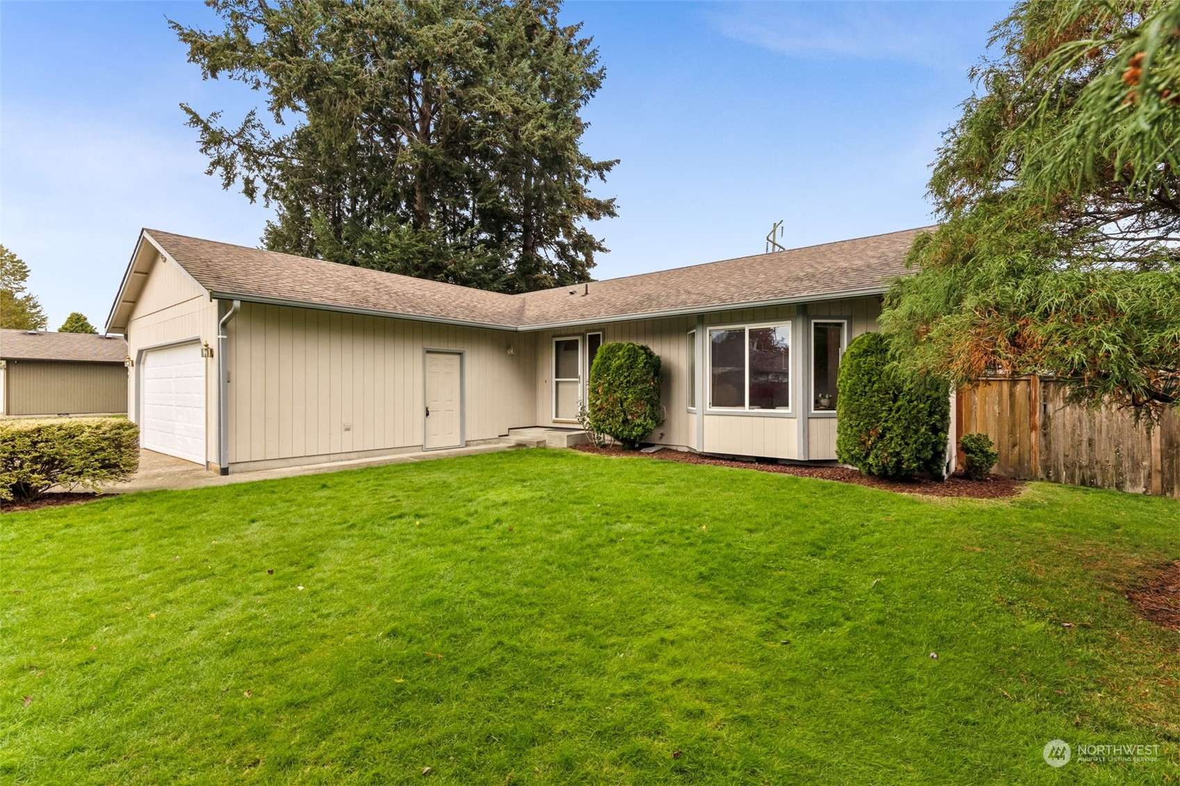 Lacey, WA 98513,5744 Turf LN SE