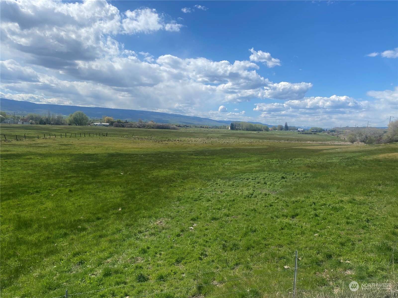 Ellensburg, WA 98926,5 XX Faust RD