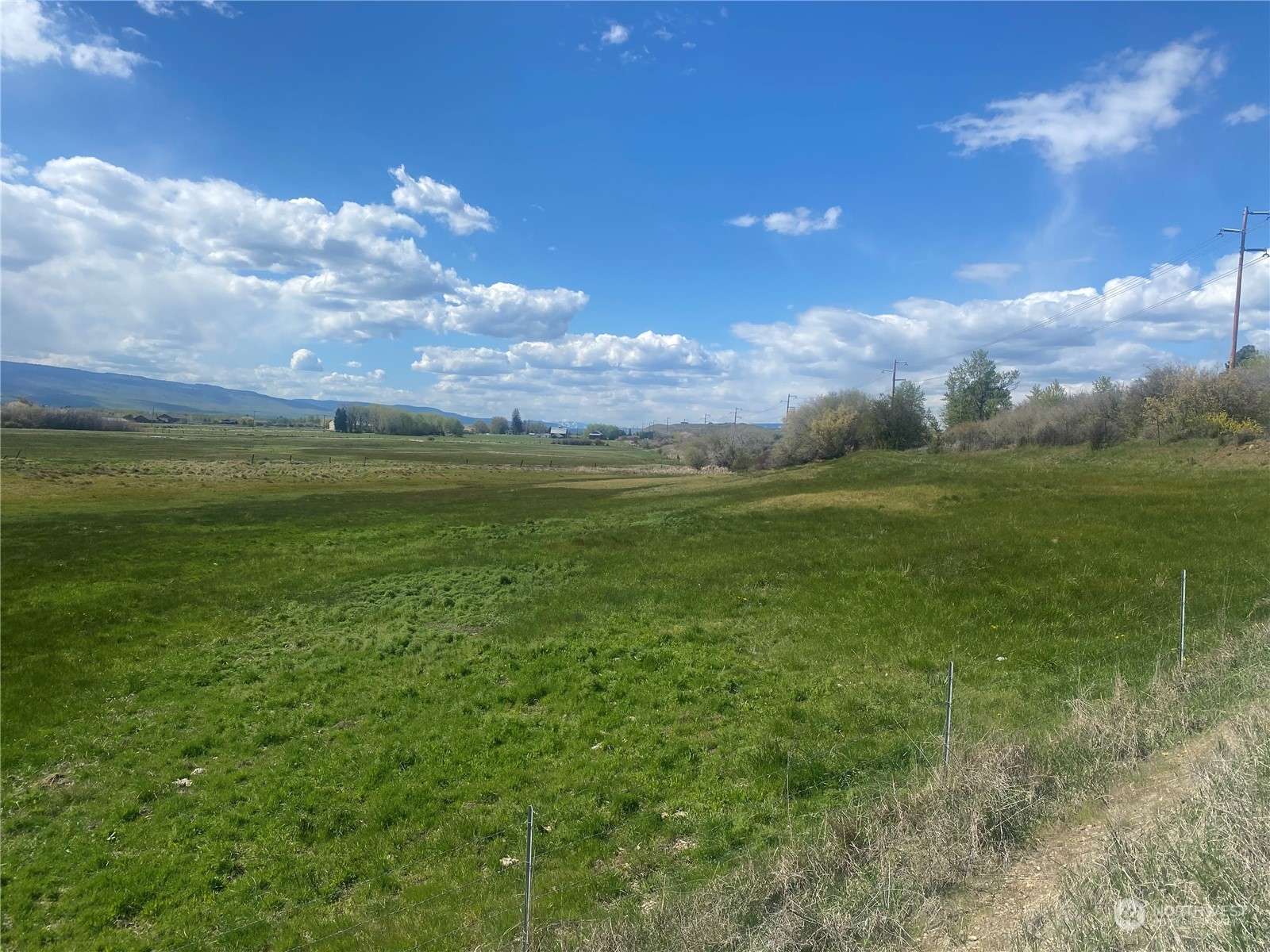 Ellensburg, WA 98926,5 XX Faust RD