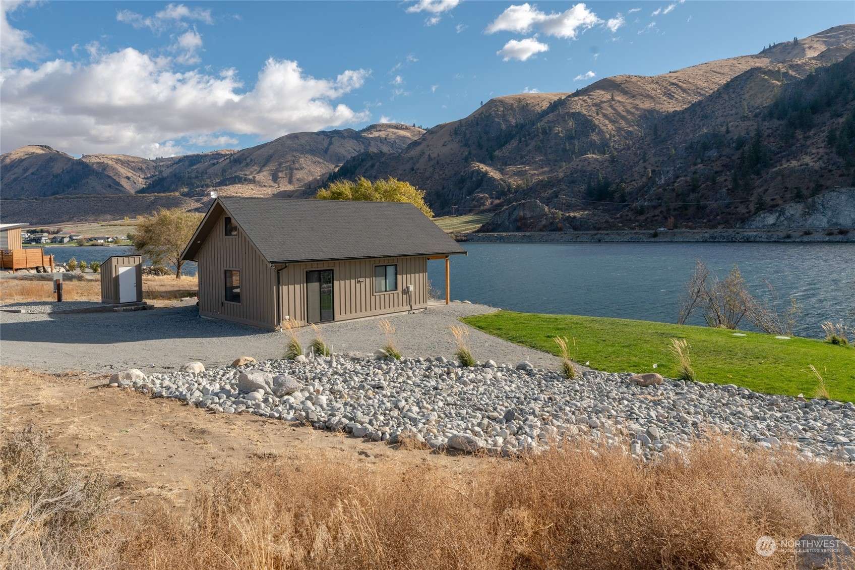 Chelan, WA 98816,163 Faulkenberry LN