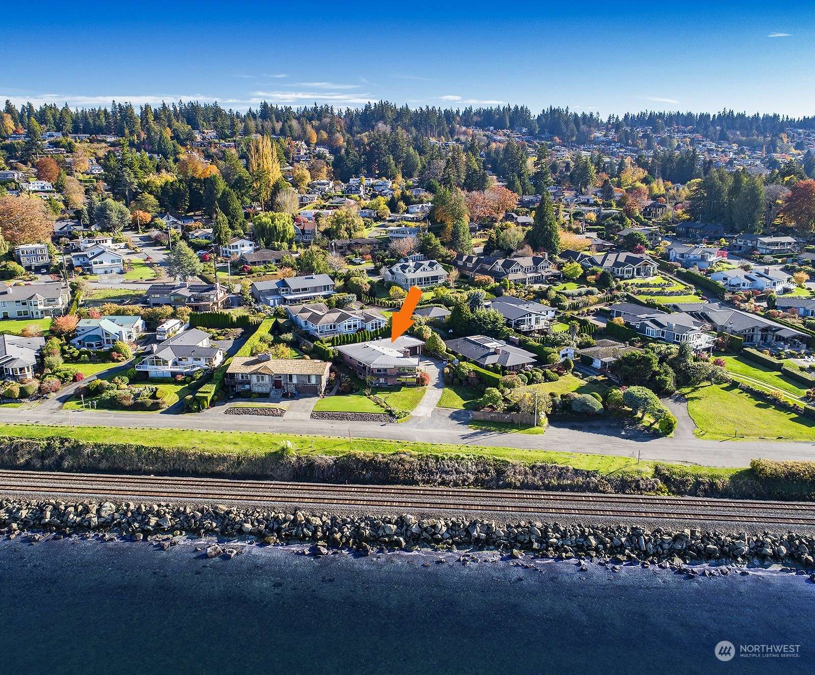 Edmonds, WA 98020,19107 Ocean AVE