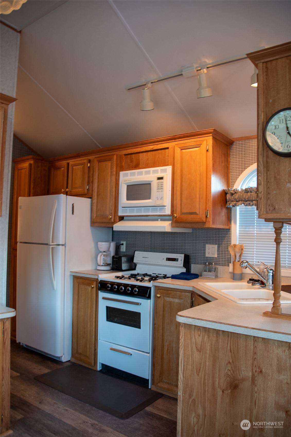 Coulee City, WA 99115,31478 Moore ST NE #309