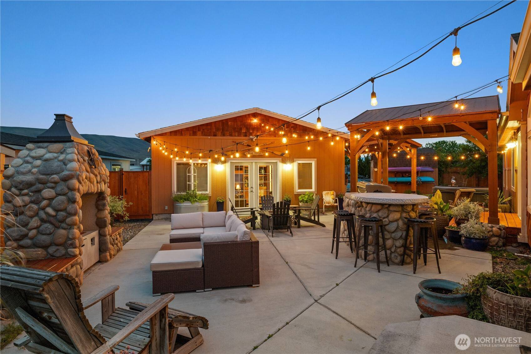 Mattawa, WA 99349,205 Fairway PL SW