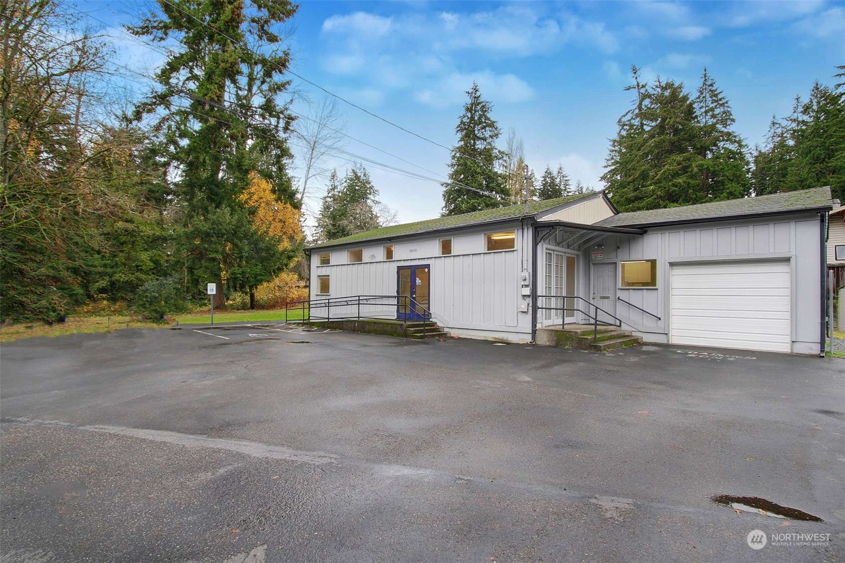 Edmonds, WA 98026,23631 Edmonds WAY