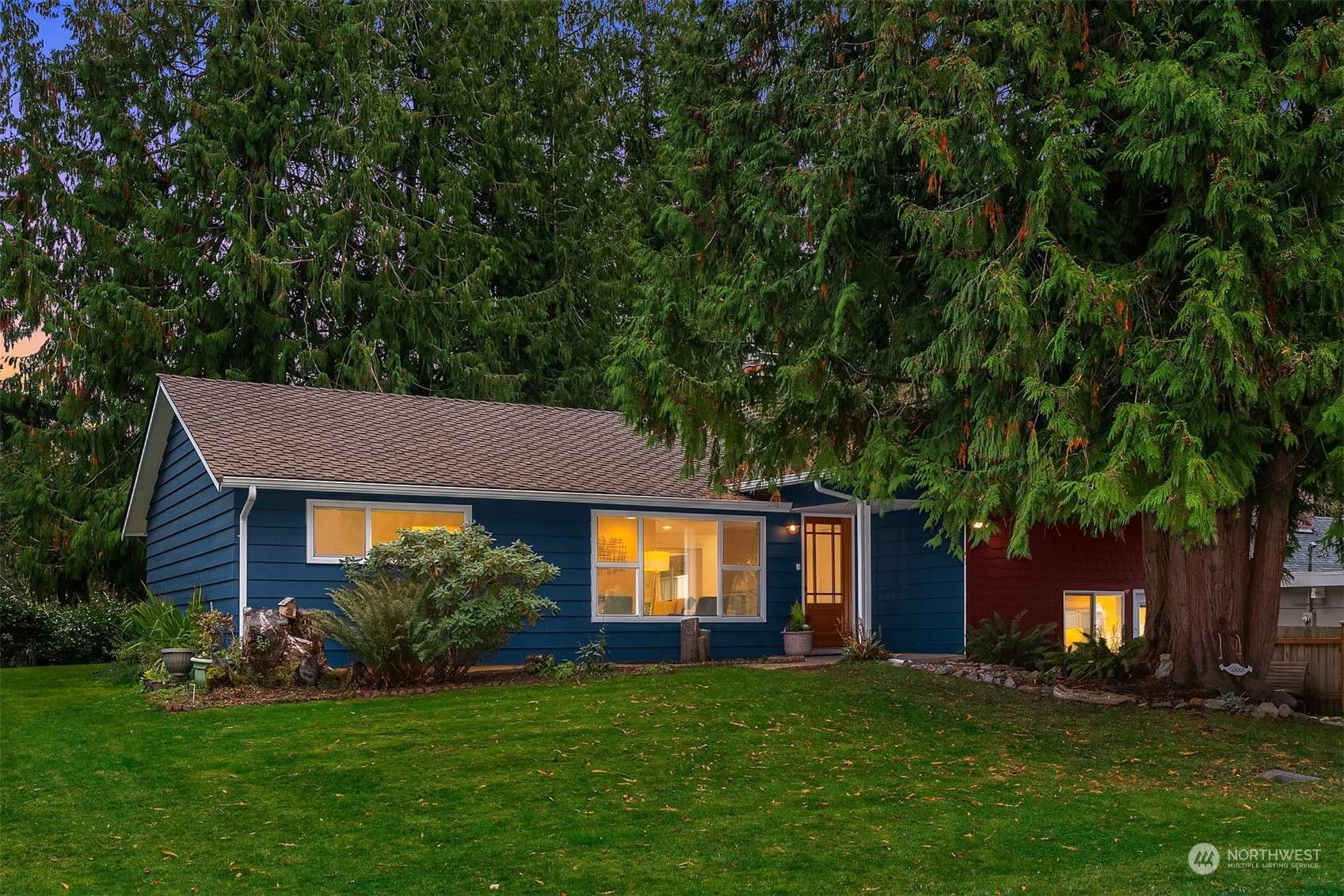 Edmonds, WA 98020,23005 107th PL W