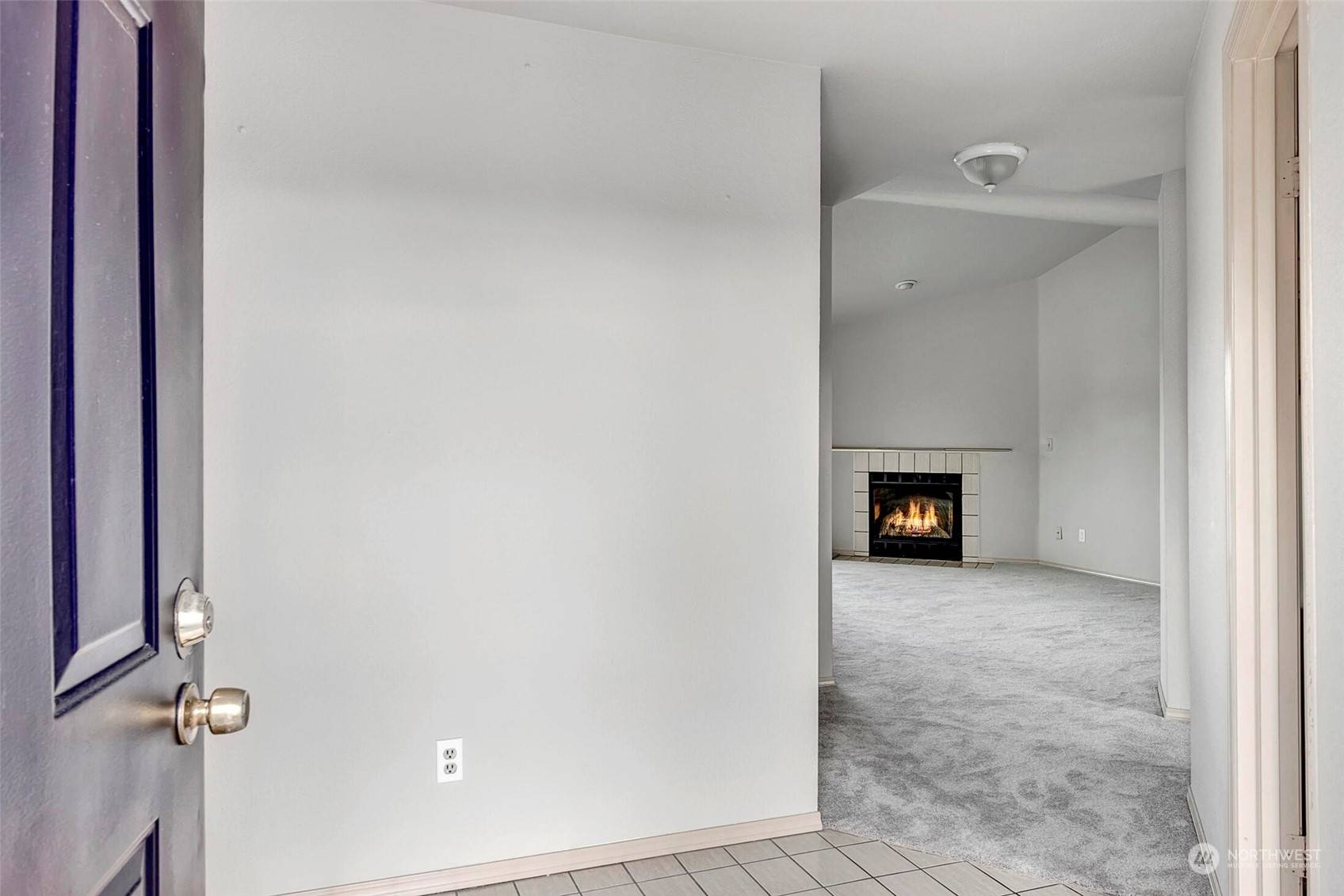 Kent, WA 98032,5816 S 238th CT #D2
