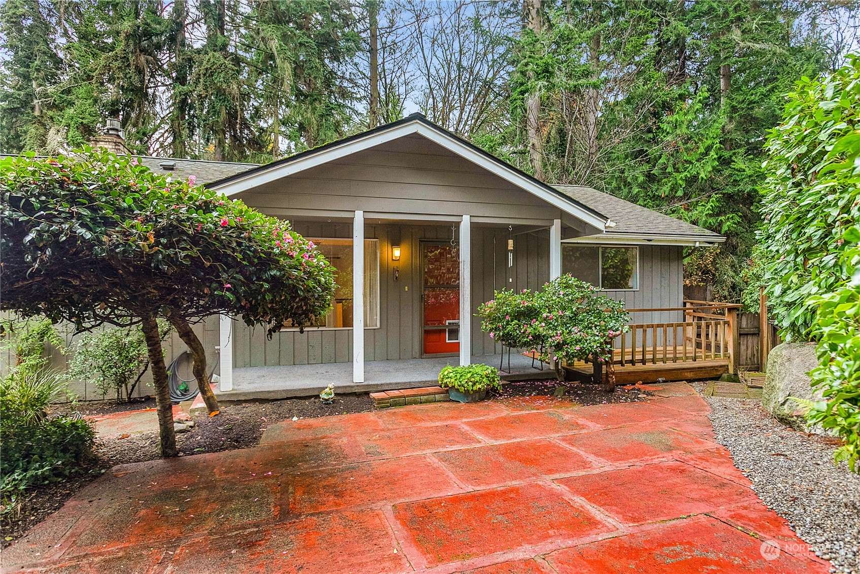 Bainbridge Island, WA 98110,10525 Seacove LN NE