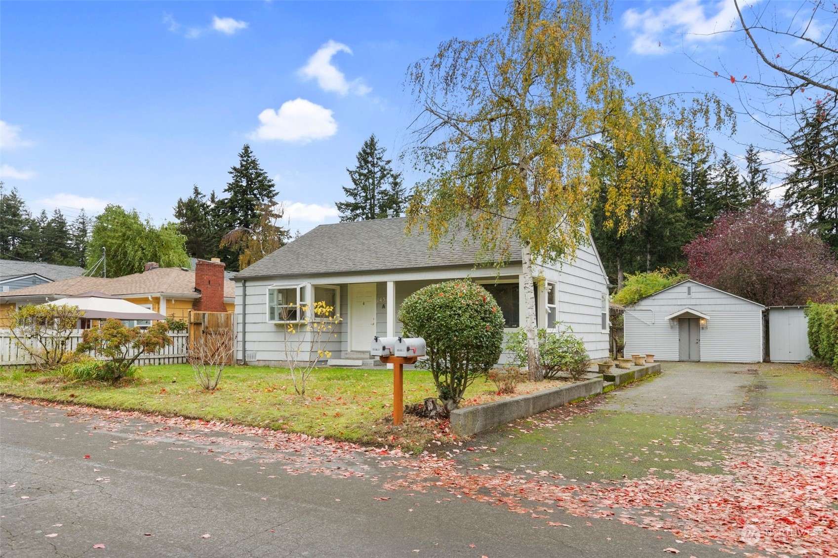 Shoreline, WA 98133,14516 Dayton AVE N