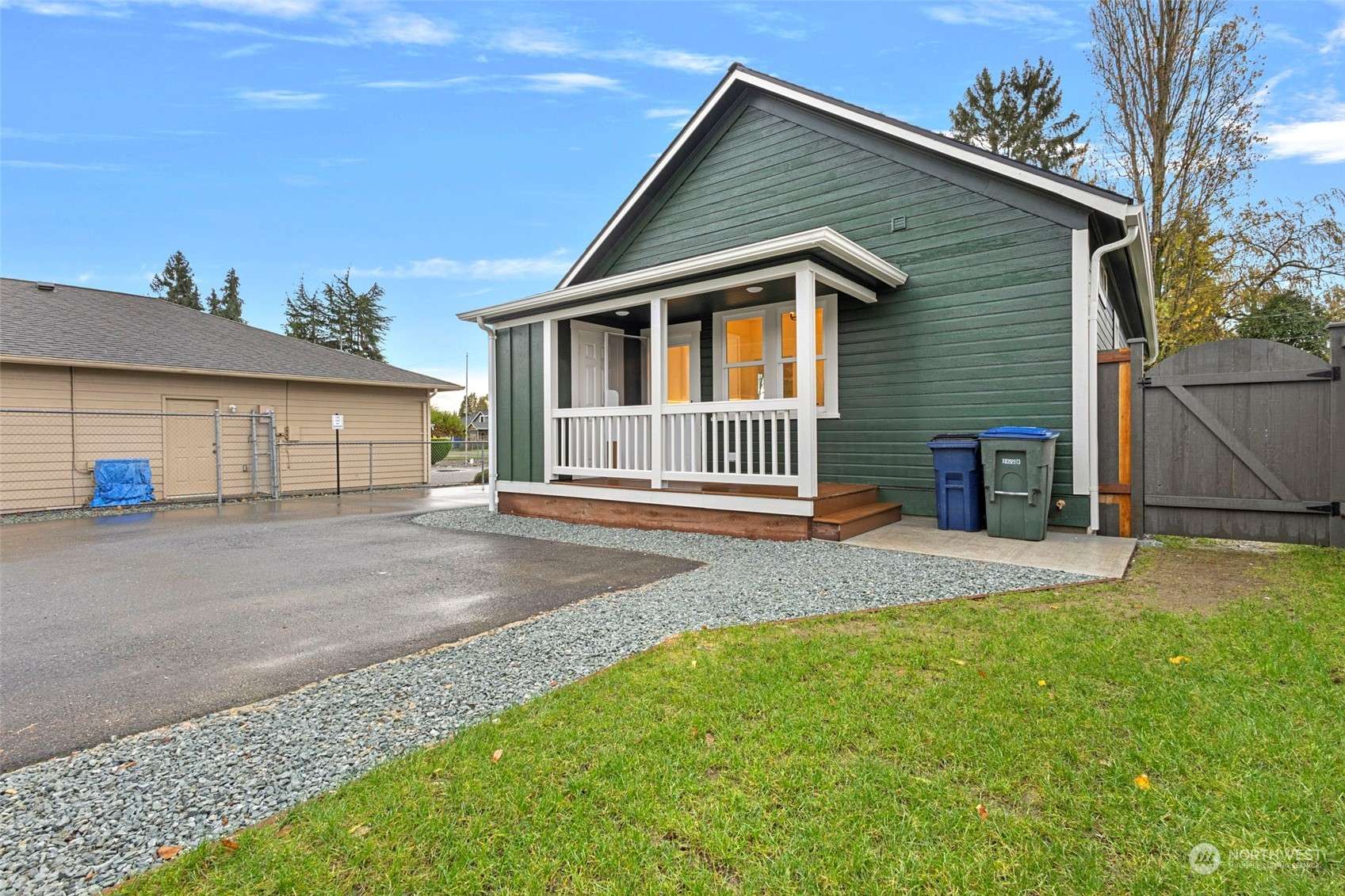 Sedro Woolley, WA 98284,527 Ball ST