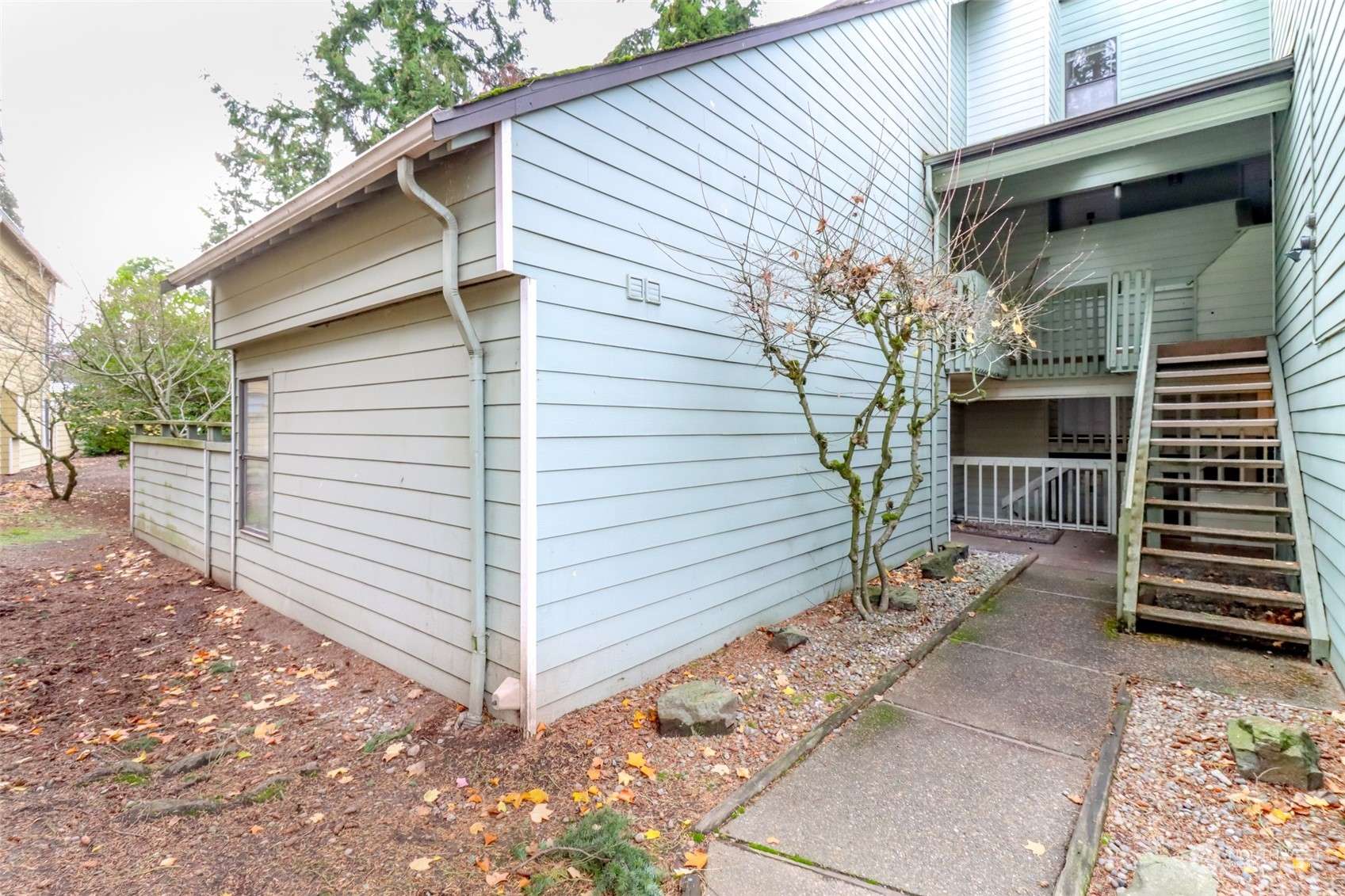 Federal Way, WA 98003,2512 S 317th ST #201