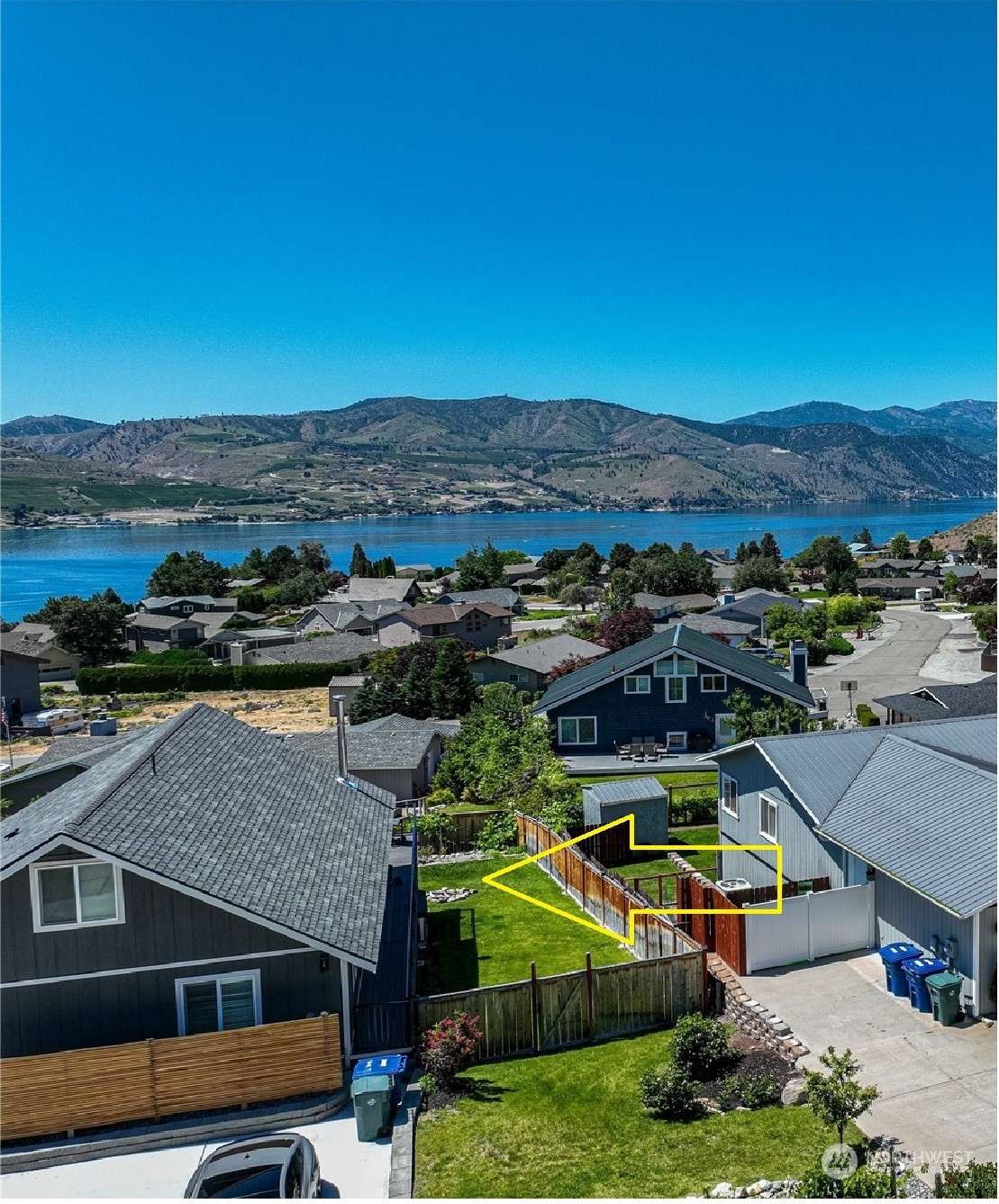 Chelan, WA 98816,307 Butte RD