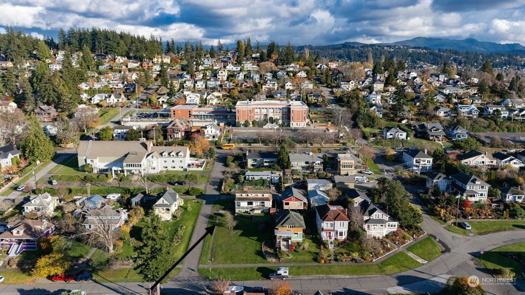 Bellingham, WA 98225,917 13th ST