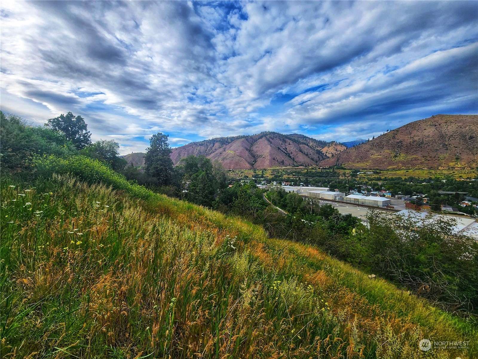 Cashmere, WA 98815,309 Kennedy RD