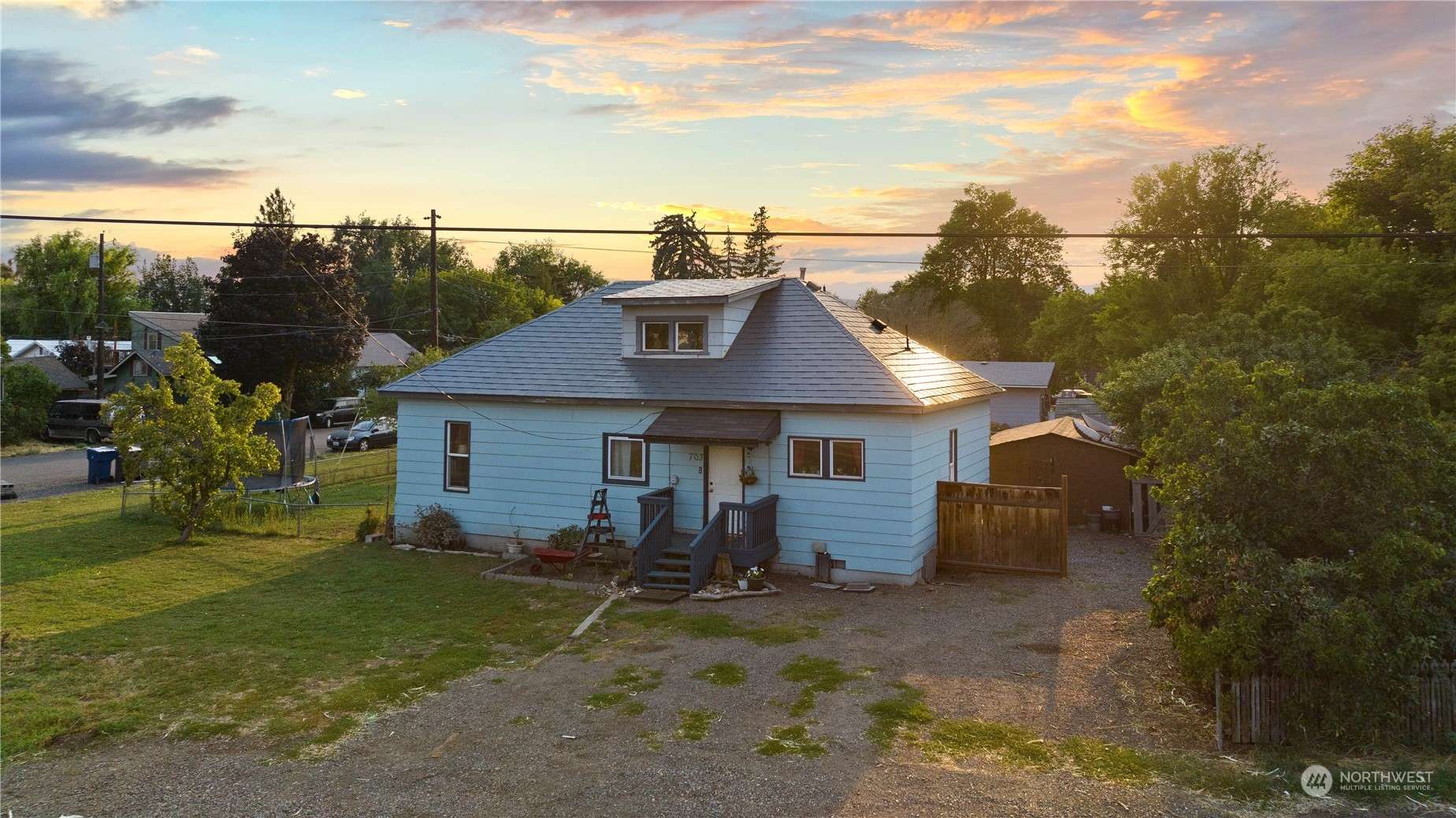 Ellensburg, WA 98926,703 W 2nd AVE