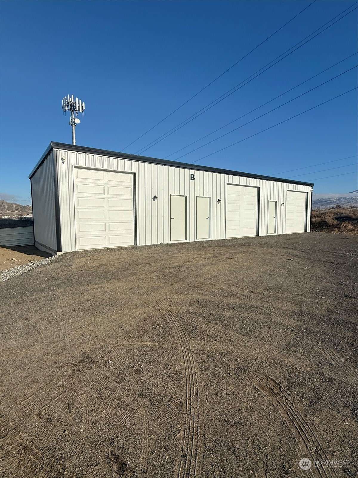 Omak, WA 98841,5 Stampede Business Park