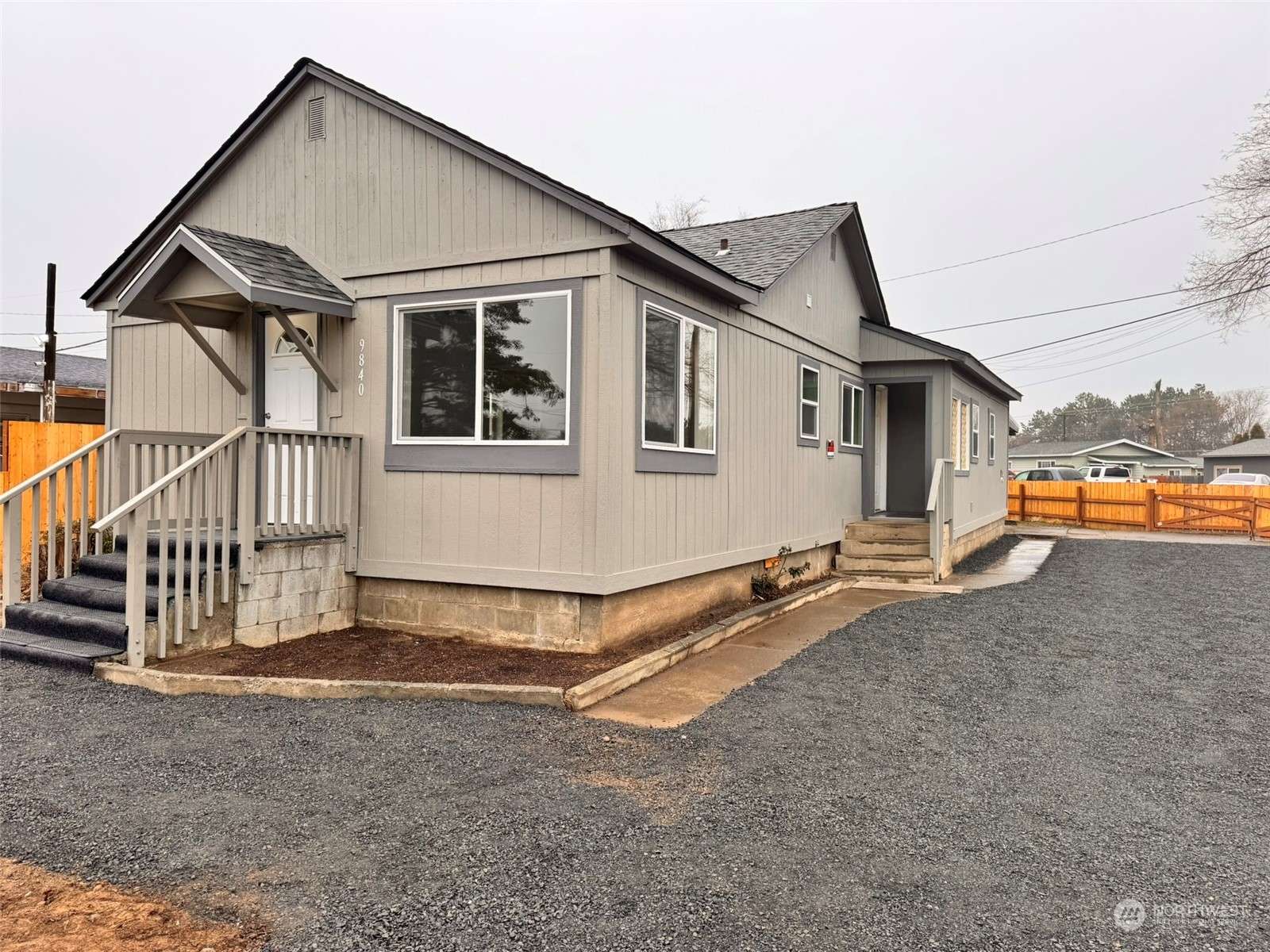 Moses Lake, WA 98837,9840 Olympic DR NE