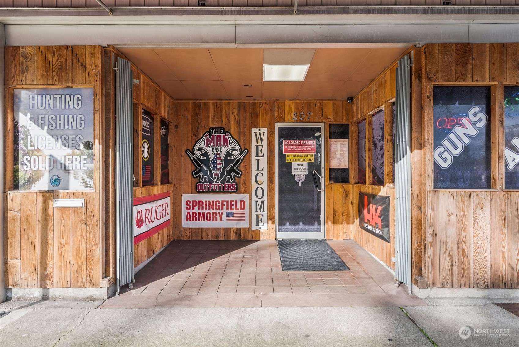 Centralia, WA 98531,207 W Main ST