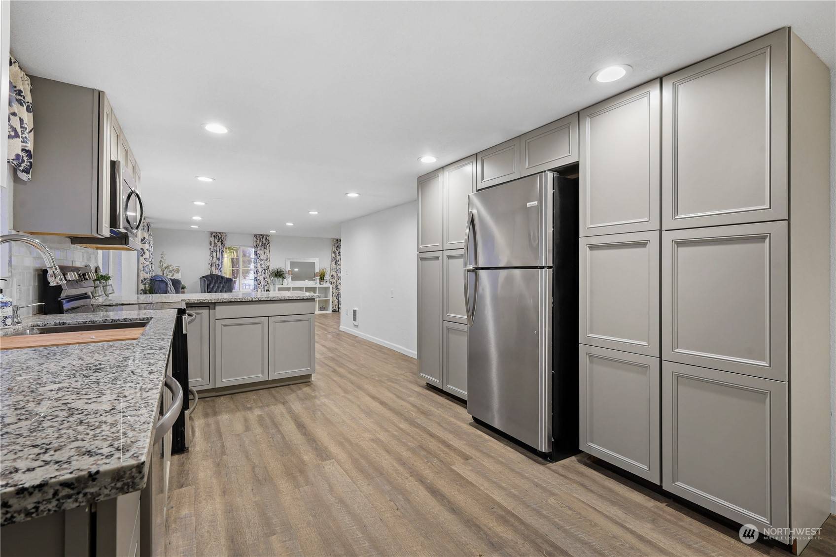 Bonney Lake, WA 98391,4931 N Vista DR E