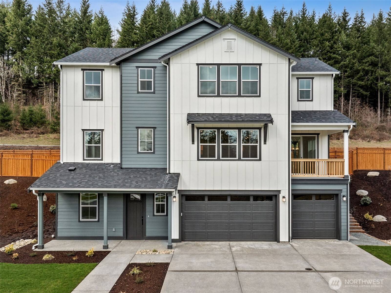 Bonney Lake, WA 98391,16016 210th AVE E #305