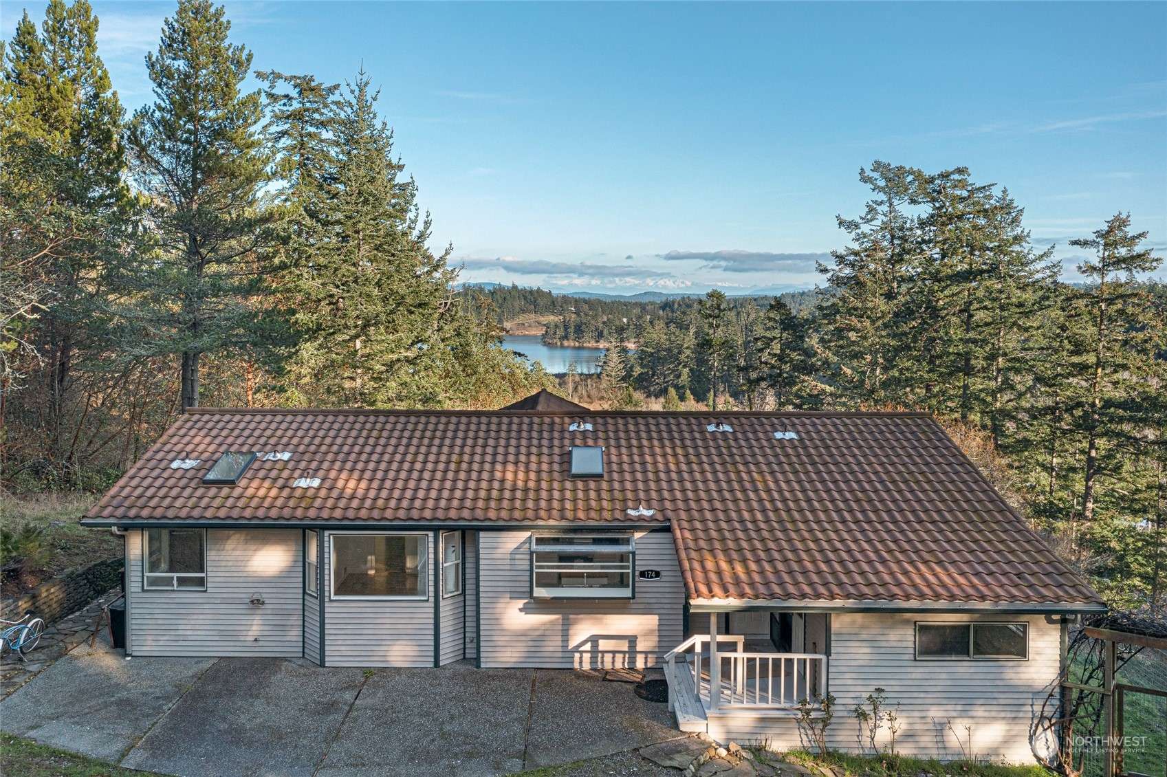 Friday Harbor, WA 98250,174 Moon Ridge RD