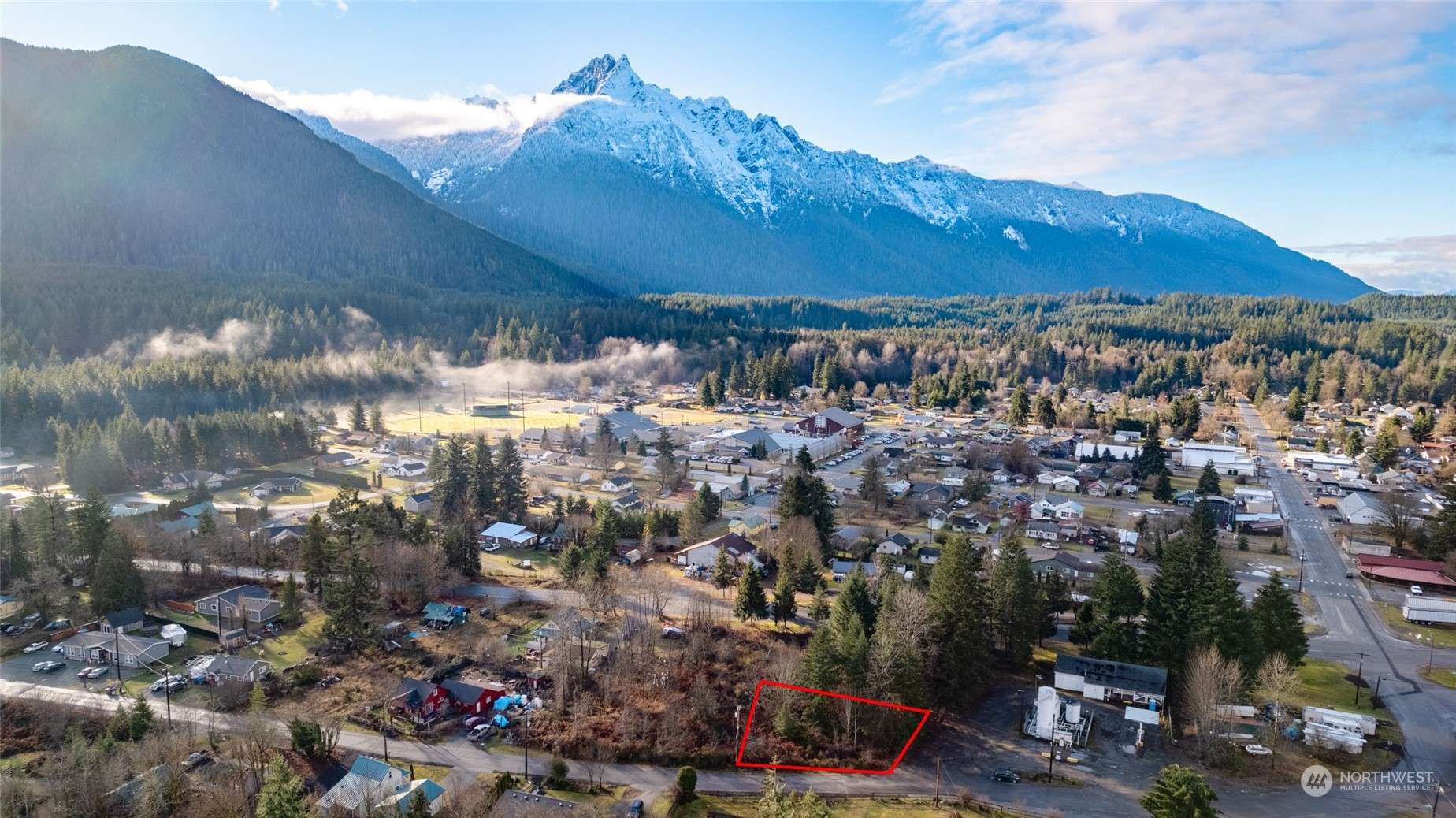Darrington, WA 98241,609 Clear Creek RD