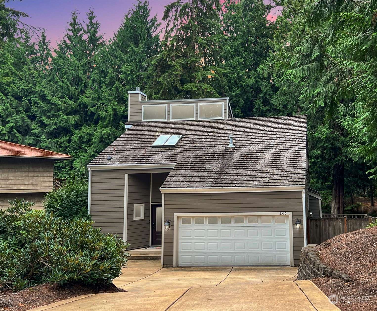 Sammamish, WA 98074,3510 Sahalee DR W