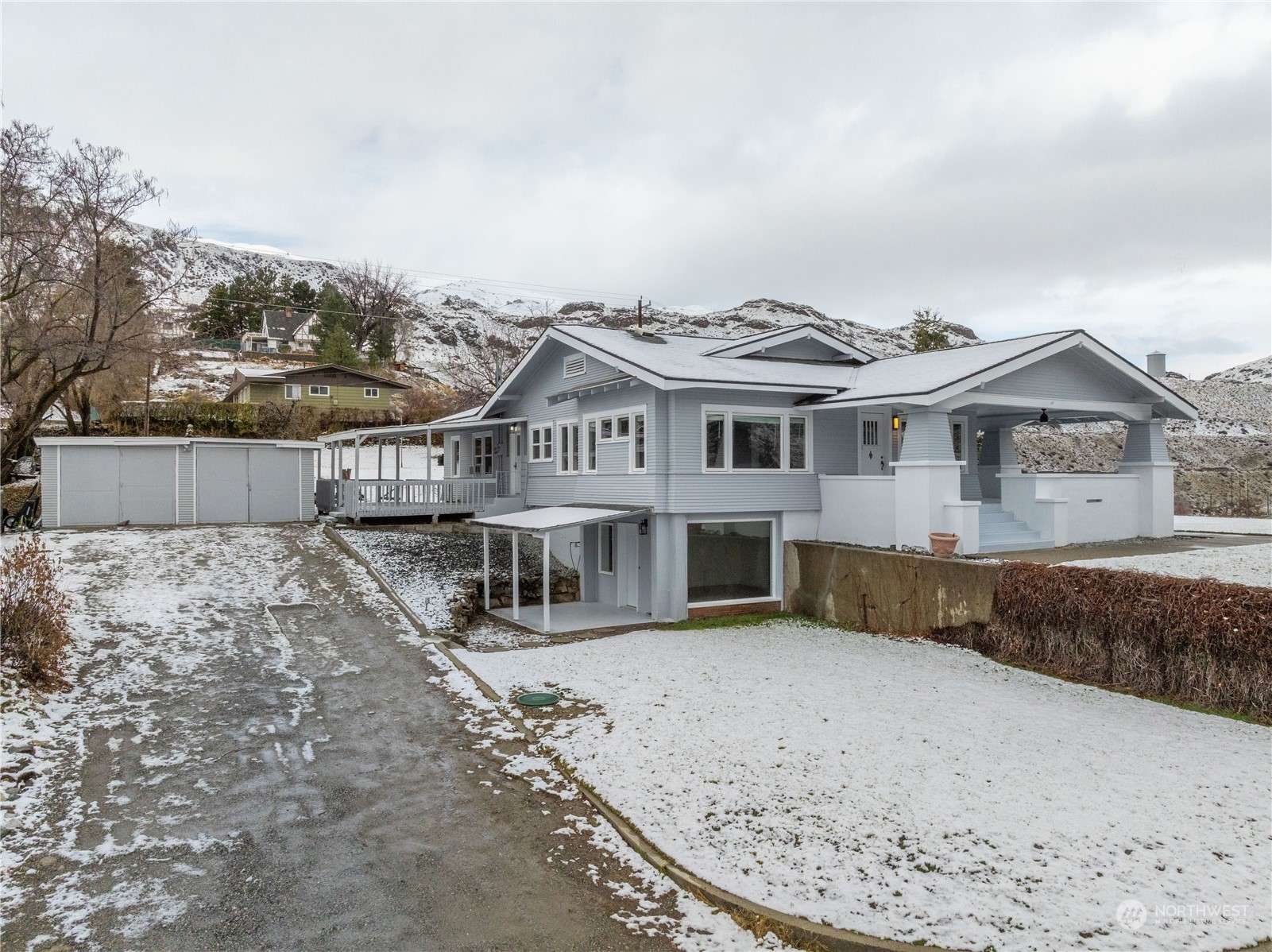 Chelan, WA 98816,242 3rd ST