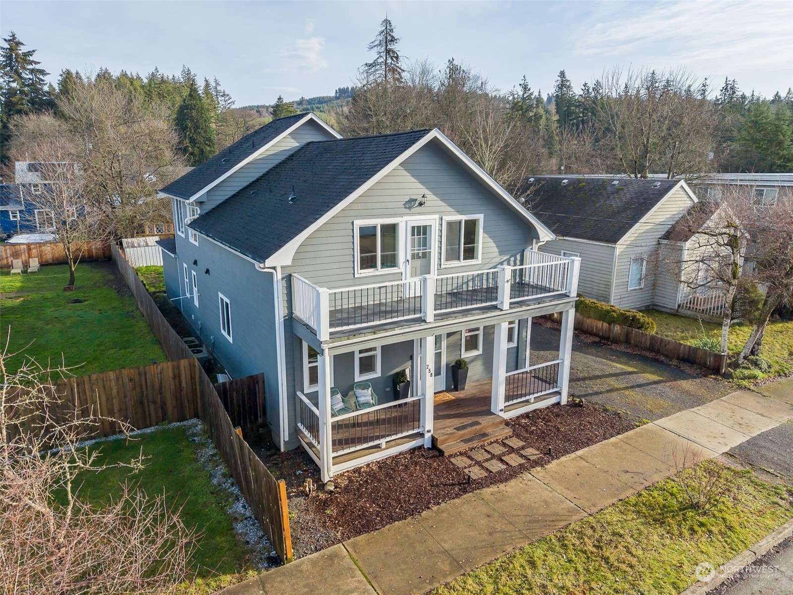Tenino, WA 98589,258 Wichman ST S