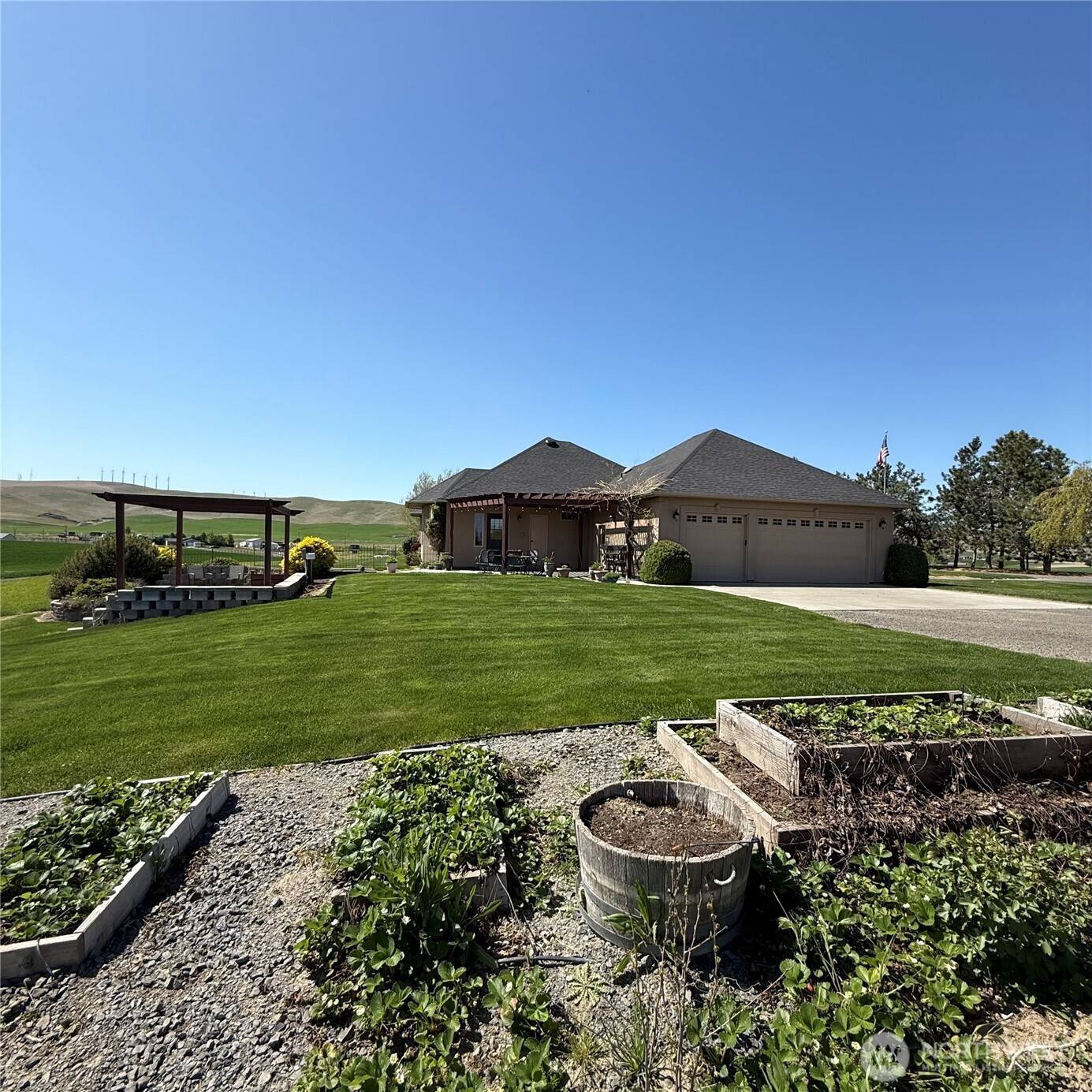 Touchet, WA 99360,1078 Gardena Creek RD