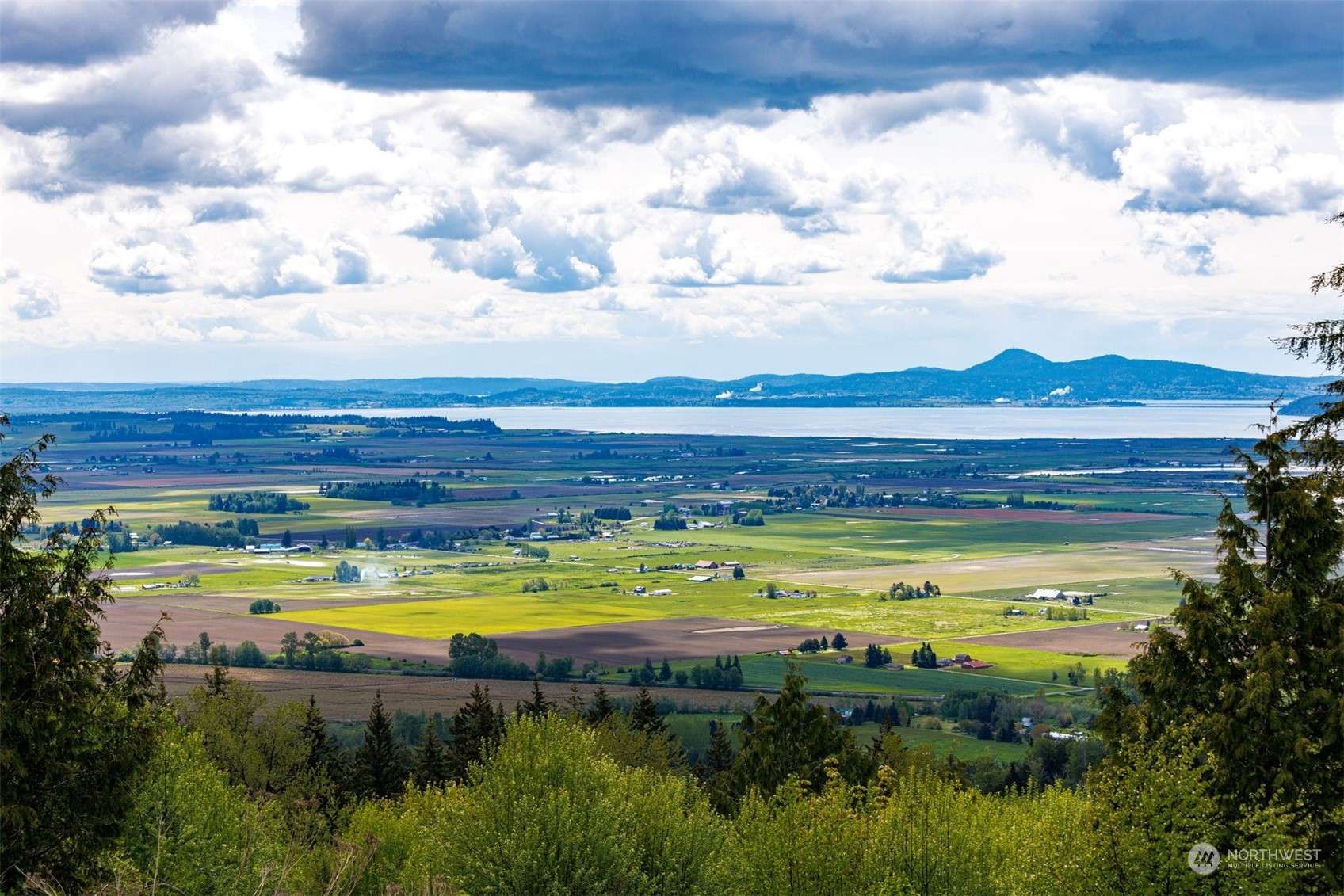 Bow, WA 98232,3140 Blanchard Knob TRL