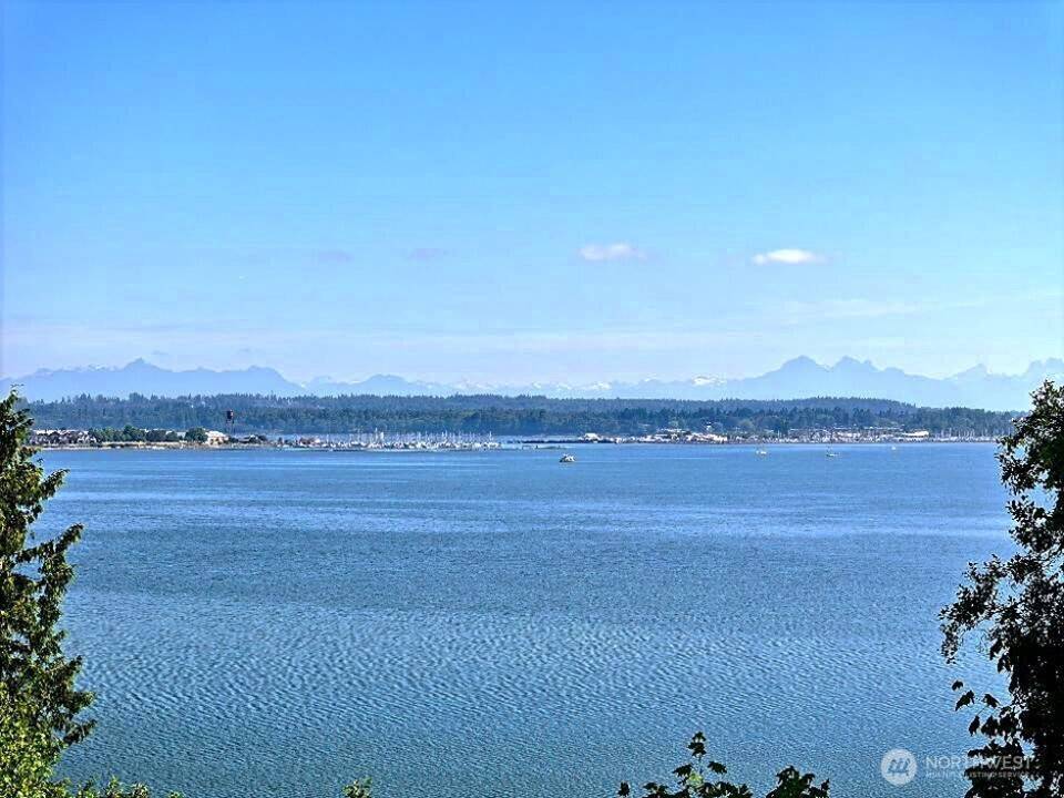 Blaine, WA 98230,5448 Pine Siskin Rd