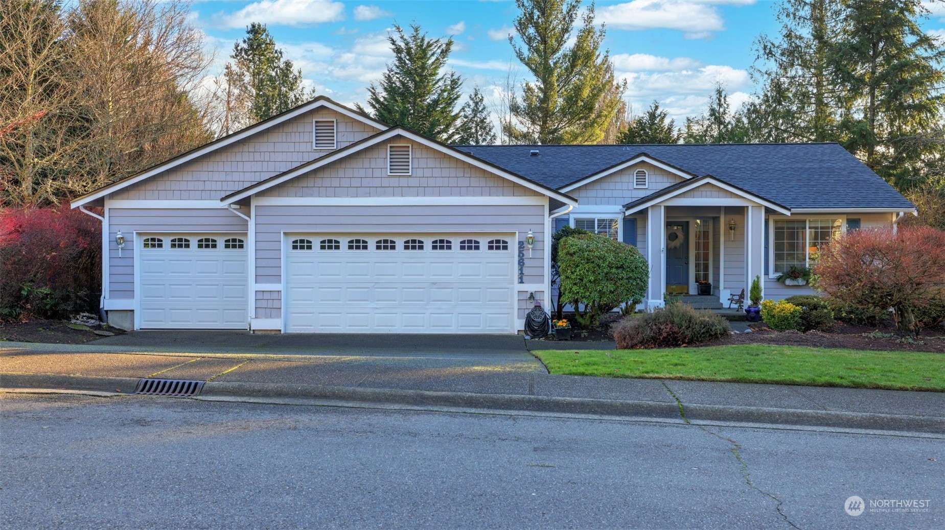 Black Diamond, WA 98010,25611 Cumberland WAY